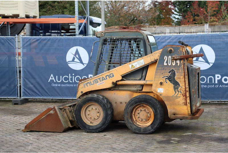 Mustang 2054 - Wheel loader: picture 3 Mustang 2054 - Wheel loader: picture 3
