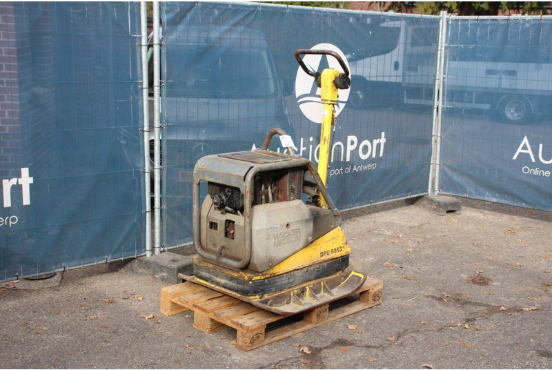 Plate compactor Neuson DPU 6055: picture 8