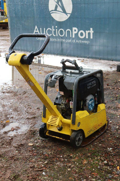 Neuson DPU3050 - Plate compactor: picture 5 Neuson DPU3050 - Plate compactor: picture 5