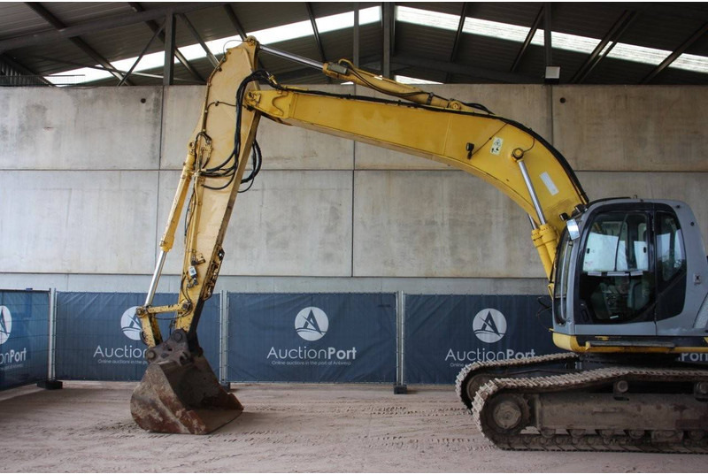 Crawler excavator New Holland E265: picture 10