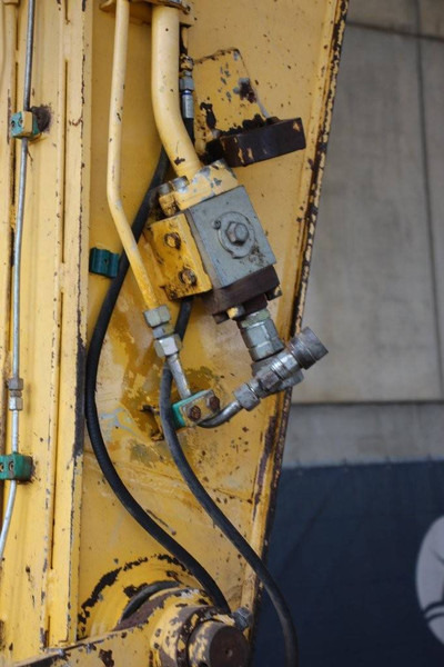 Crawler excavator New Holland E265: picture 18