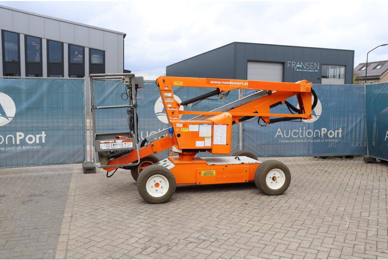 Nifty HR12 NE - Articulated boom lift: picture 1 Nifty HR12 NE - Articulated boom lift: picture 1