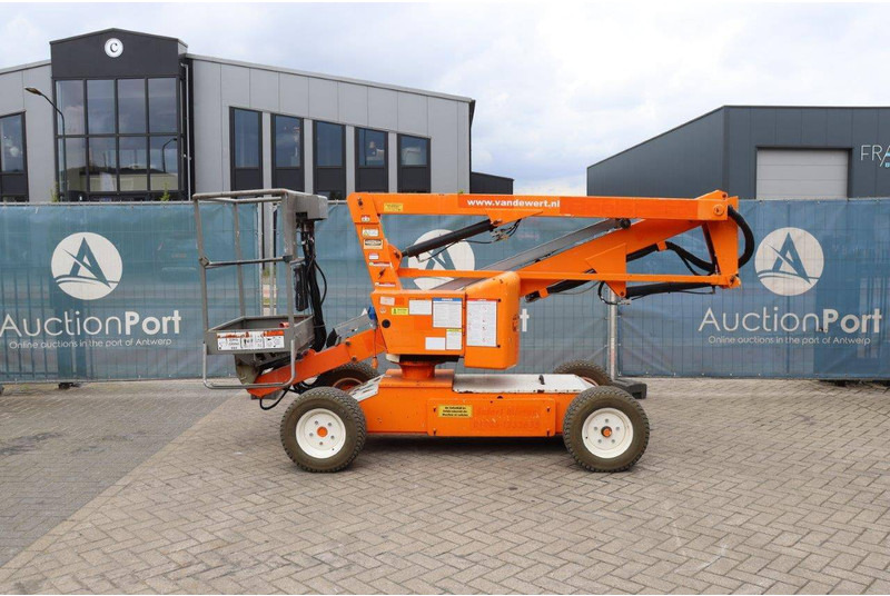 Nifty HR12 NE - Articulated boom lift: picture 2 Nifty HR12 NE - Articulated boom lift: picture 2