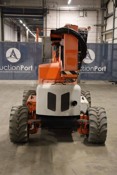 Niftylift HR12DE - Articulated boom lift: picture 5 Niftylift HR12DE - Articulated boom lift: picture 5