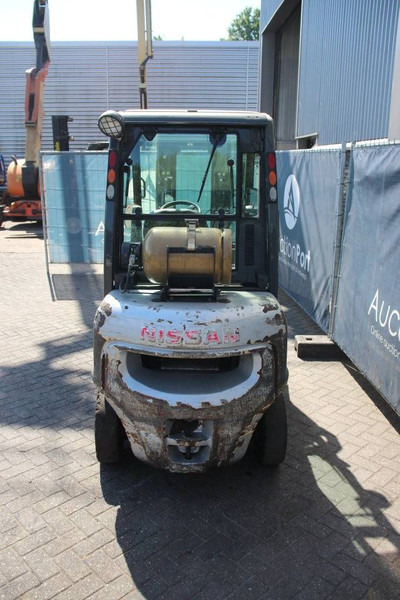 Nissan UD02A25PQ - LPG forklift: picture 4 Nissan UD02A25PQ - LPG forklift: picture 4