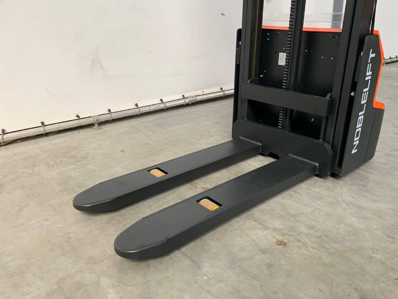 Noblelift PSE12B36 - Stacker: picture 5 Noblelift PSE12B36 - Stacker: picture 5
