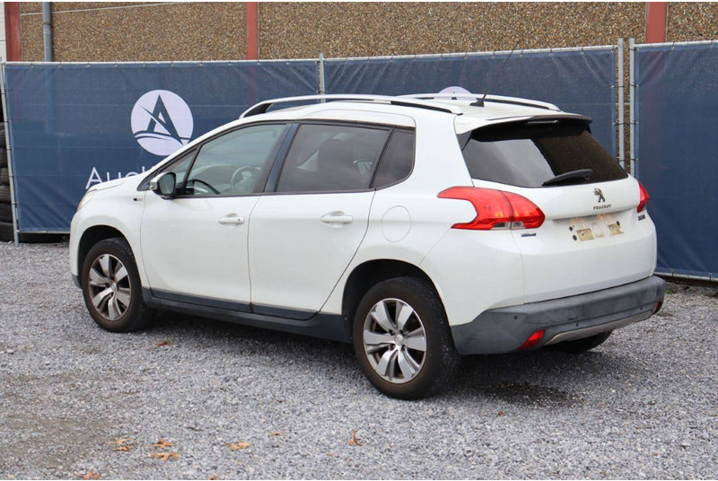 Peugeot 2008 - Saloon car: picture 4 Peugeot 2008 - Saloon car: picture 4