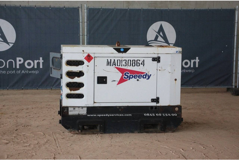 SDMO R22C3 - Generator set: picture 1 SDMO R22C3 - Generator set: picture 1