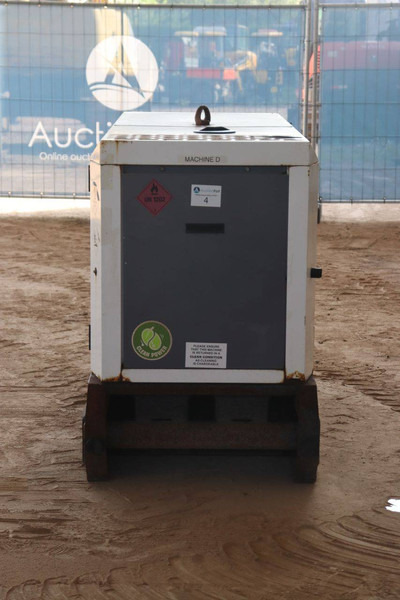 SDMO R22C3 - Generator set: picture 5 SDMO R22C3 - Generator set: picture 5
