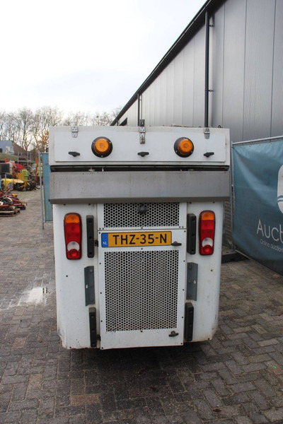 TENNANT A60 - Road sweeper: picture 4 TENNANT A60 - Road sweeper: picture 4
