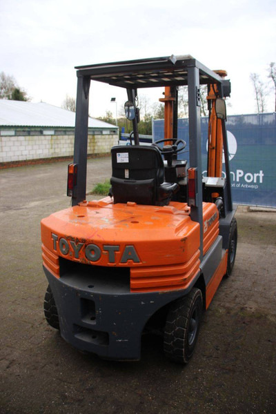Toyota 5FG25 - Forklift: picture 5 Toyota 5FG25 - Forklift: picture 5
