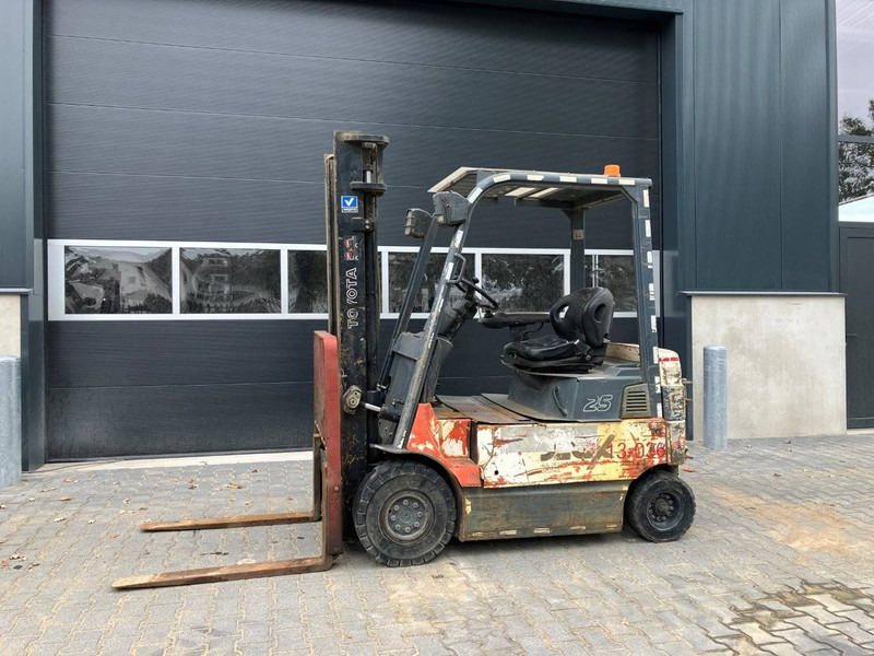 Toyota 7FBMF25 - Electric forklift: picture 1 Toyota 7FBMF25 - Electric forklift: picture 1