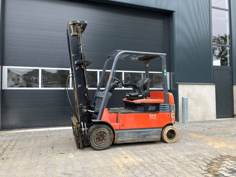 Toyota 7FBMF30 - Electric forklift: picture 1 Toyota 7FBMF30 - Electric forklift: picture 1