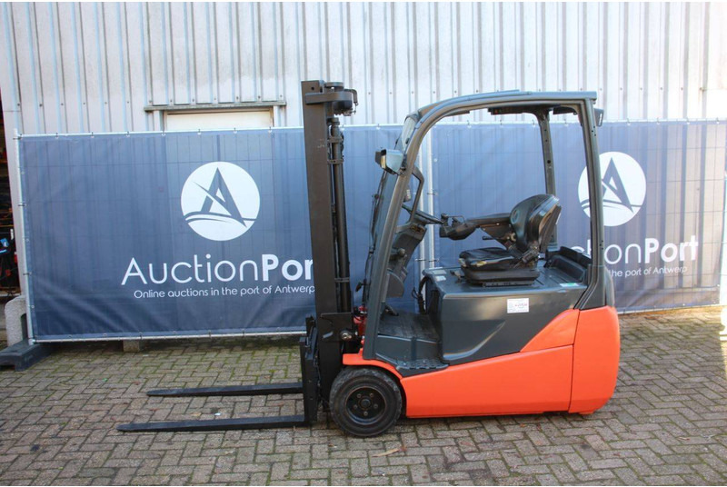 Toyota 8FBET20 - Electric forklift: picture 2 Toyota 8FBET20 - Electric forklift: picture 2