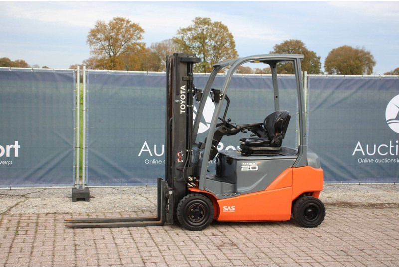 Toyota 8FBMK20T - Electric forklift: picture 1 Toyota 8FBMK20T - Electric forklift: picture 1