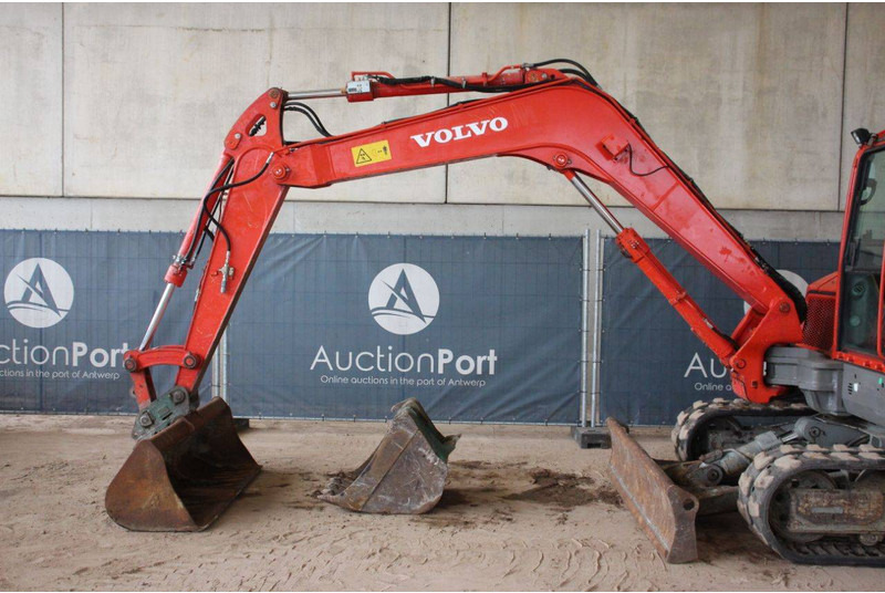 Crawler excavator Volvo ECR88D: picture 9