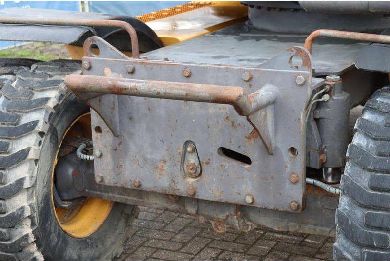 Wheel excavator Volvo EW160B: picture 13