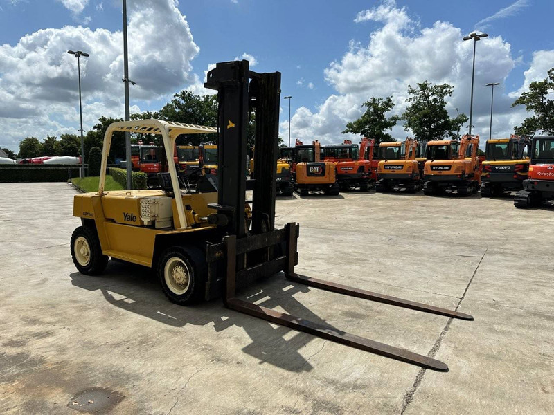 Yale GDP140-HUBV118 - Diesel forklift: picture 3 Yale GDP140-HUBV118 - Diesel forklift: picture 3
