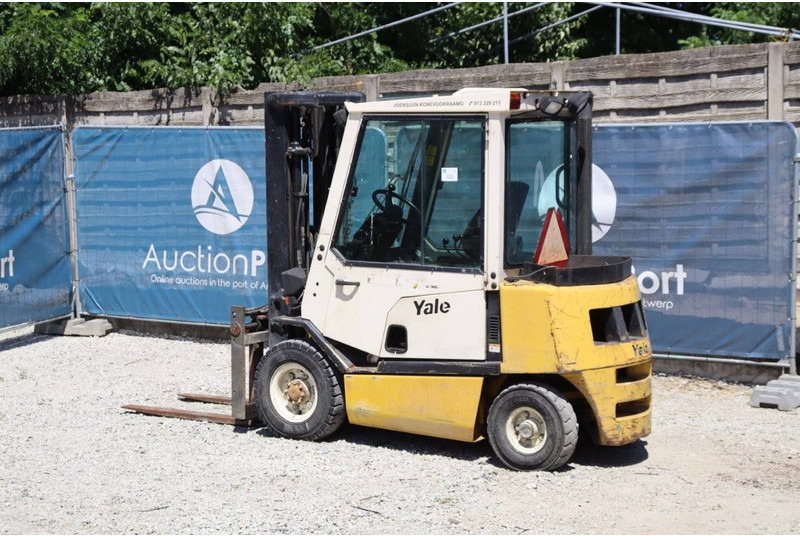 Yale GDP25RF - Diesel forklift: picture 3 Yale GDP25RF - Diesel forklift: picture 3