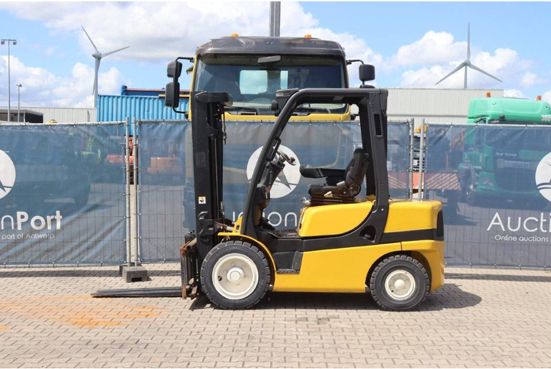Yale GDP30VX V3045 - Diesel forklift: picture 2 Yale GDP30VX V3045 - Diesel forklift: picture 2