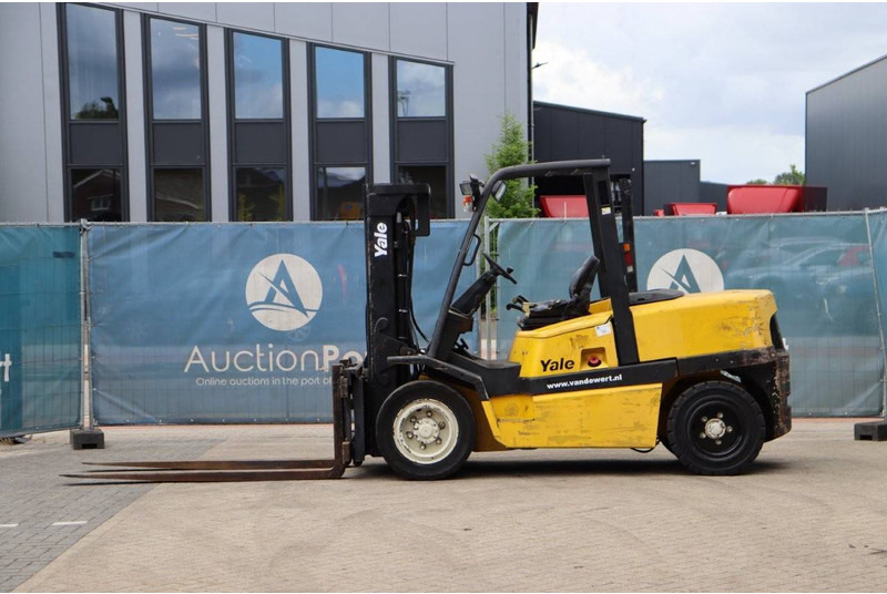 Yale GDP50MJ E2214 - Diesel forklift: picture 2 Yale GDP50MJ E2214 - Diesel forklift: picture 2