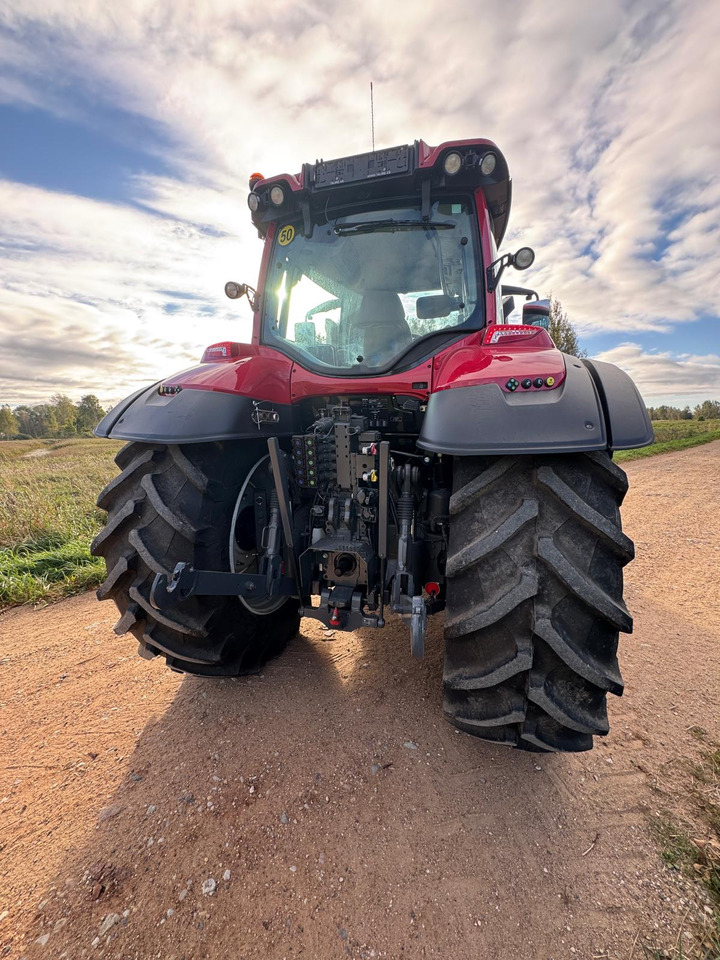 Farm tractor Valtra T255: picture 10
