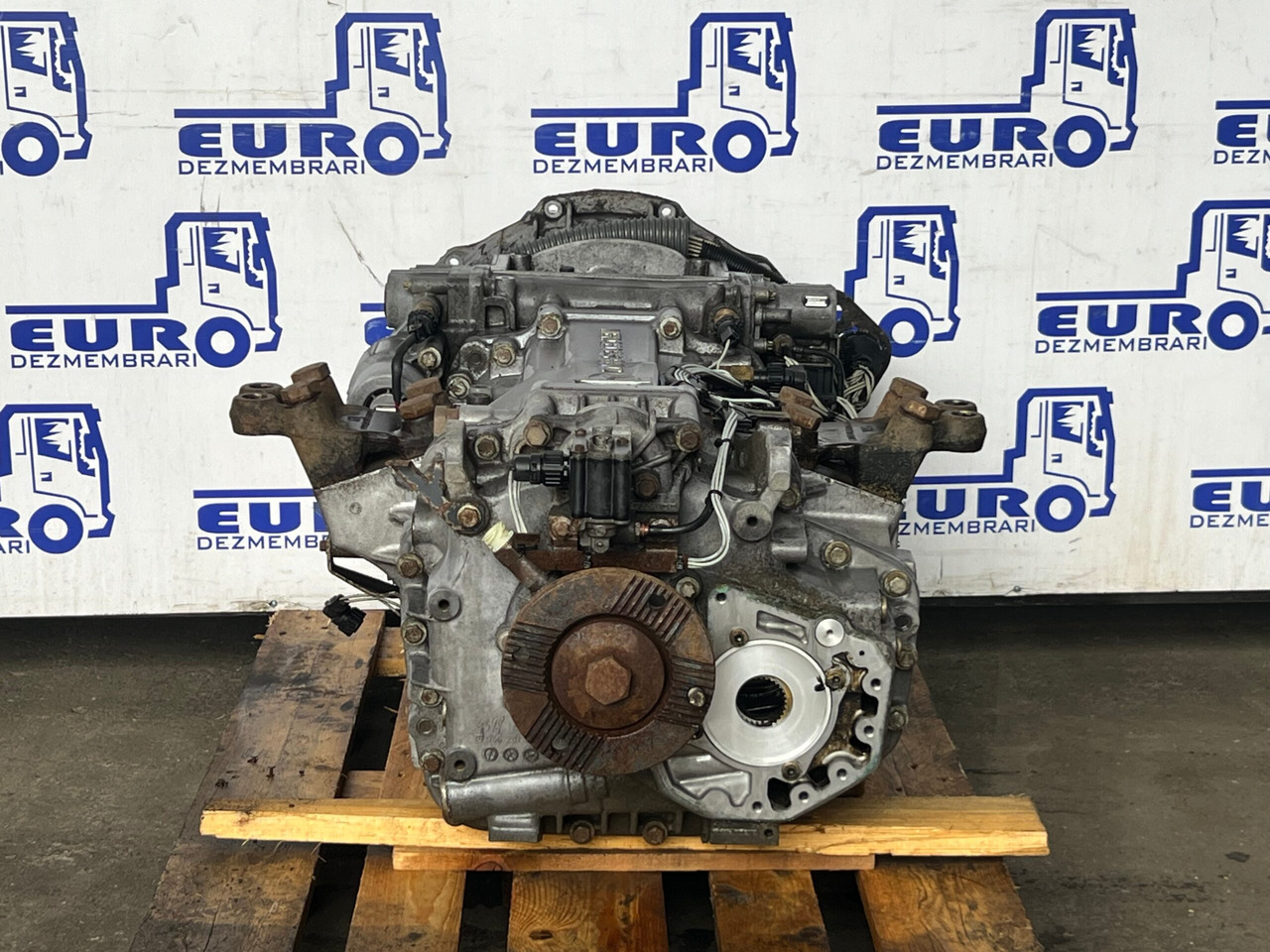 CUTIE DE VITEZE G211-16 FARA RETARDER MERCEDES ACTROS MP1 - Gearbox for Truck: picture 4 CUTIE DE VITEZE G211-16 FARA RETARDER MERCEDES ACTROS MP1 - Gearbox for Truck: picture 4