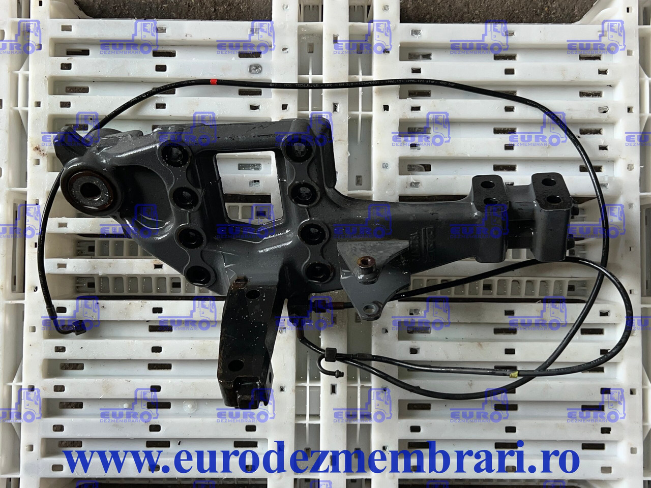 SUPORT CABINA SPATE DREAPTA DAF XF 1922172 1922174 1892984 - Frame/ Chassis for Truck: picture 2 SUPORT CABINA SPATE DREAPTA DAF XF 1922172 1922174 1892984 - Frame/ Chassis for Truck: picture 2