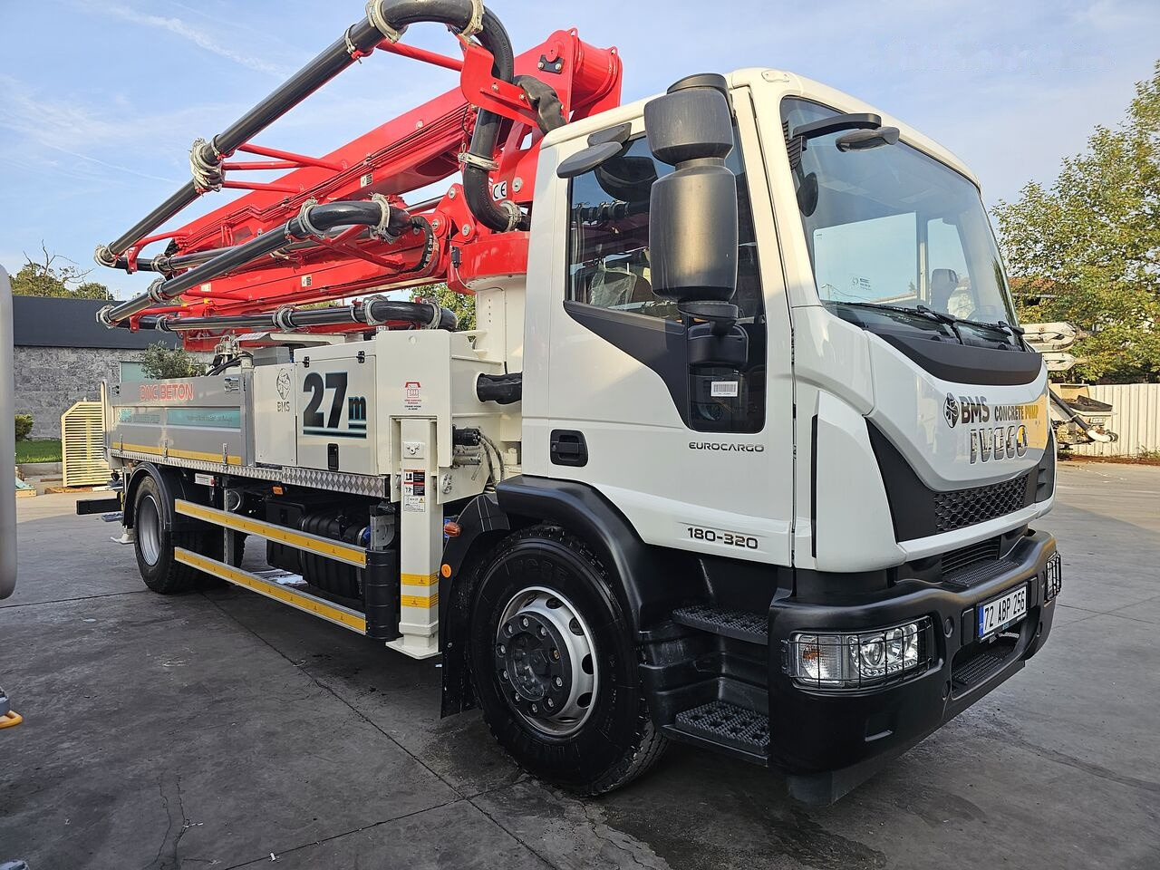 New Concrete pump truck DAF LF 310: picture 23