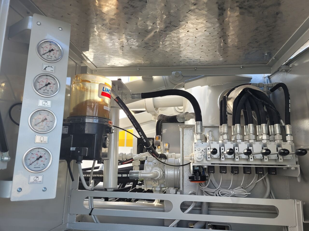 MERCEDES-BENZ New BMS BLP 14-09 on chassis - Concrete pump truck: picture 3 MERCEDES-BENZ New BMS BLP 14-09 on chassis - Concrete pump truck: picture 3