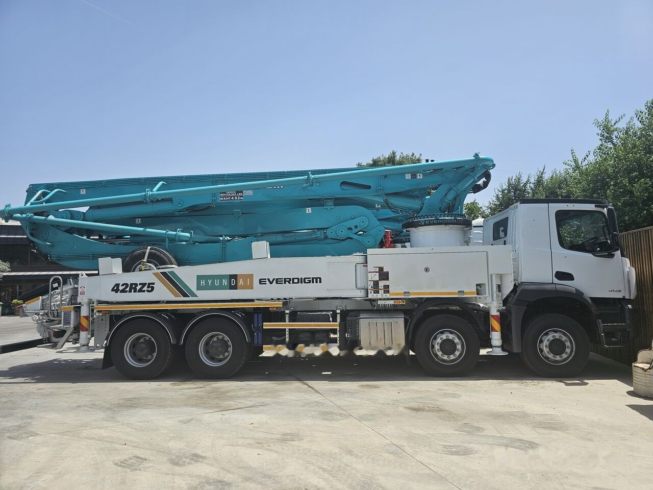 New Concrete pump truck Mercedes-Benz New Everdigm ECP 42 CX 5 ECP 42 CX5 on chassis: picture 14 New Concrete pump truck Mercedes-Benz New Everdigm ECP 42 CX 5 ECP 42 CX5 on chassis: picture 14