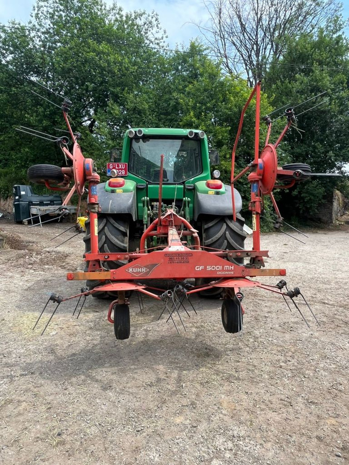 Kuhn GF5001MH - Tedder/ Rake: picture 4 Kuhn GF5001MH - Tedder/ Rake: picture 4