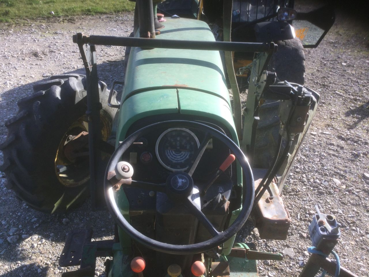 John Deere 1640 - Farm tractor: picture 3 John Deere 1640 - Farm tractor: picture 3