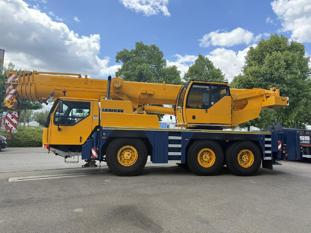 Liebherr LTM 1055-3.1 (05 - 055 855) | 6 x 6 - Mobile crane: picture 5 Liebherr LTM 1055-3.1 (05 - 055 855) | 6 x 6 - Mobile crane: picture 5