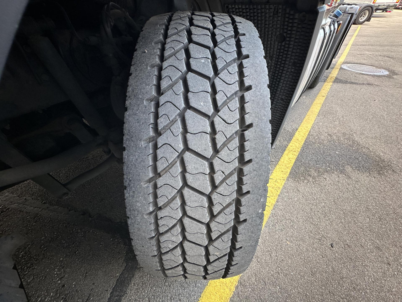 Tractor unit SCANIA S 450 A6x2NB: picture 10