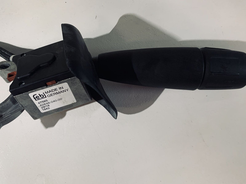 DAF 106 - Relay: picture 2 DAF 106 - Relay: picture 2