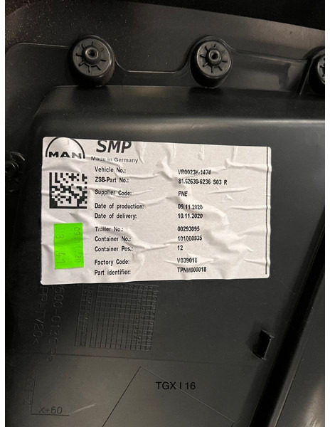 MAN - Bumper: picture 3 MAN - Bumper: picture 3