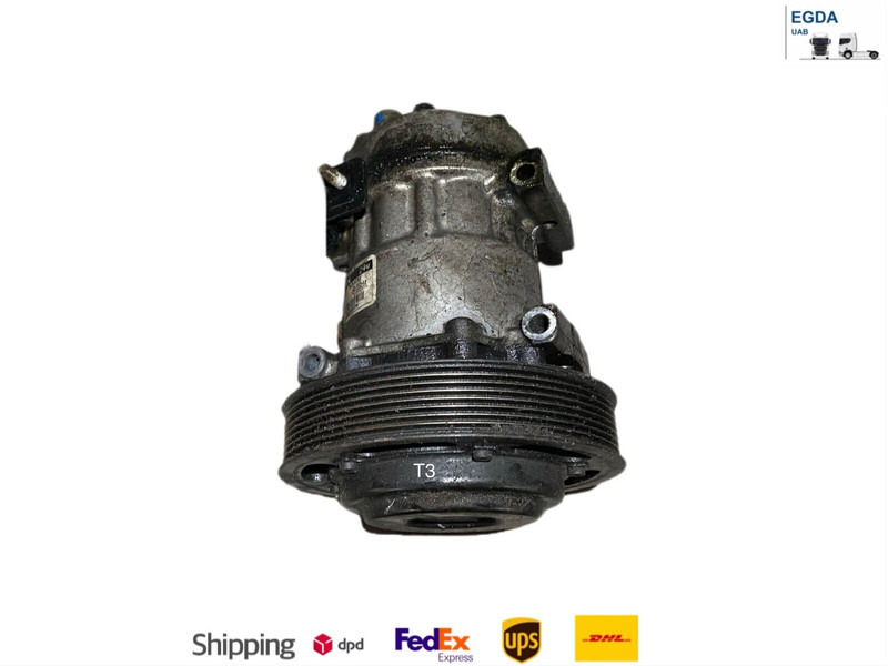 Renault - AC compressor: picture 1 Renault - AC compressor: picture 1