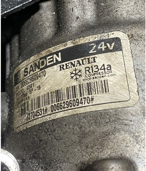 Renault - AC compressor: picture 3 Renault - AC compressor: picture 3
