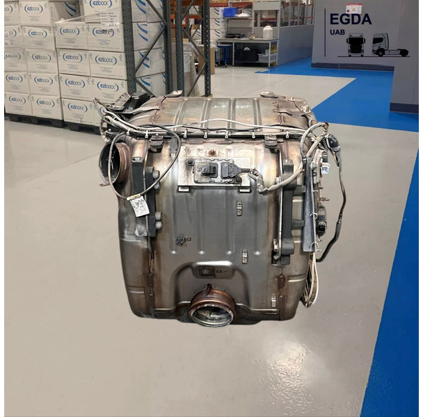 Scania  - Catalytic converter: picture 1 Scania  - Catalytic converter: picture 1