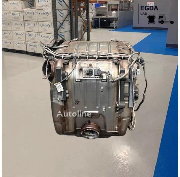 Scania R450 - Catalytic converter: picture 1 Scania R450 - Catalytic converter: picture 1