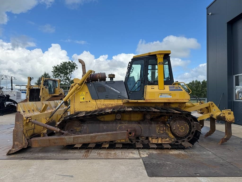 Bulldozer Komatsu D 65 PX-12: picture 1