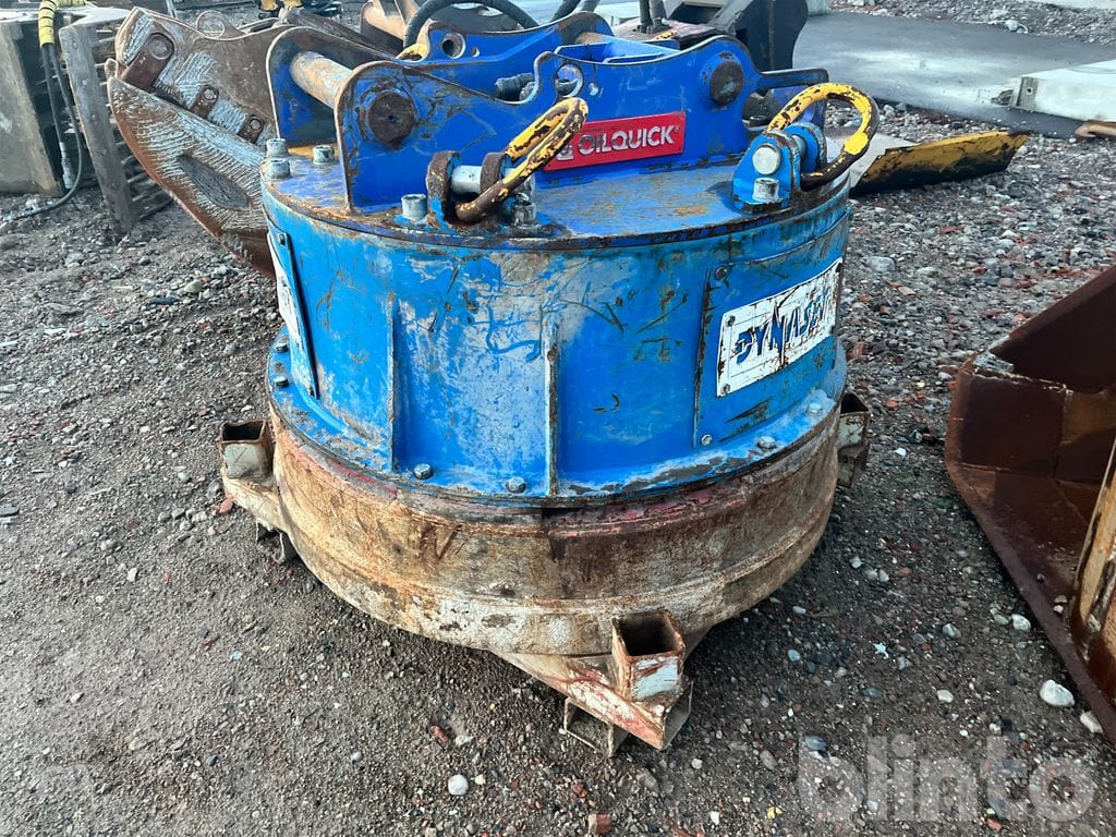 Attachment for Construction machinery Dynaset Oilquick S70: picture 6
