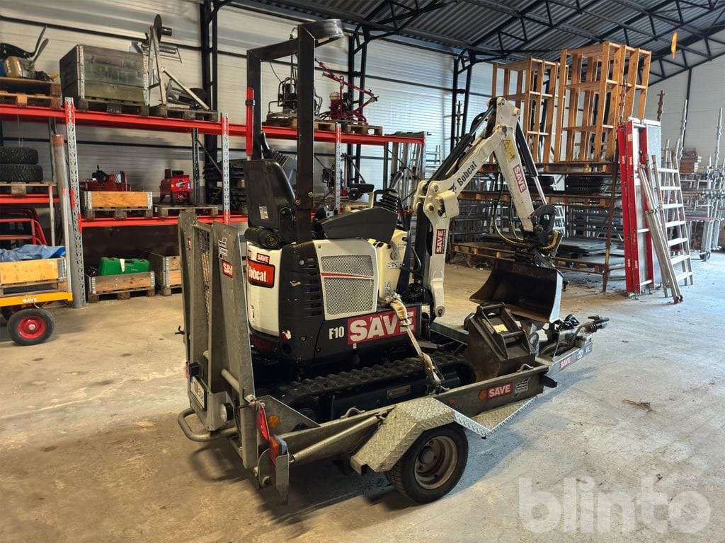 Bobcat E10 - Mini excavator: picture 4 Bobcat E10 - Mini excavator: picture 4