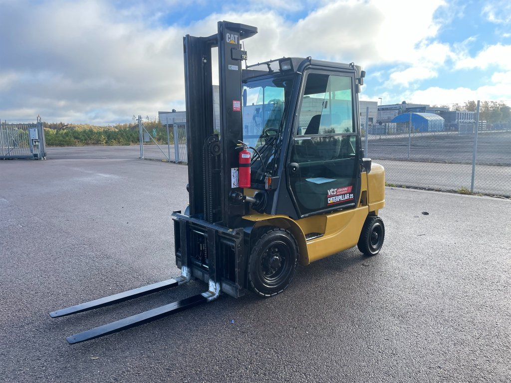 CAT DP25K - Diesel forklift: picture 1 CAT DP25K - Diesel forklift: picture 1