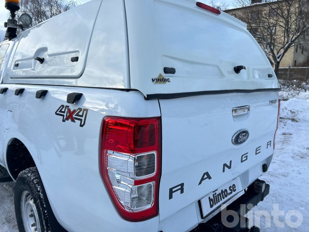 Pickup truck FORD Ranger XLT 4X4: picture 30