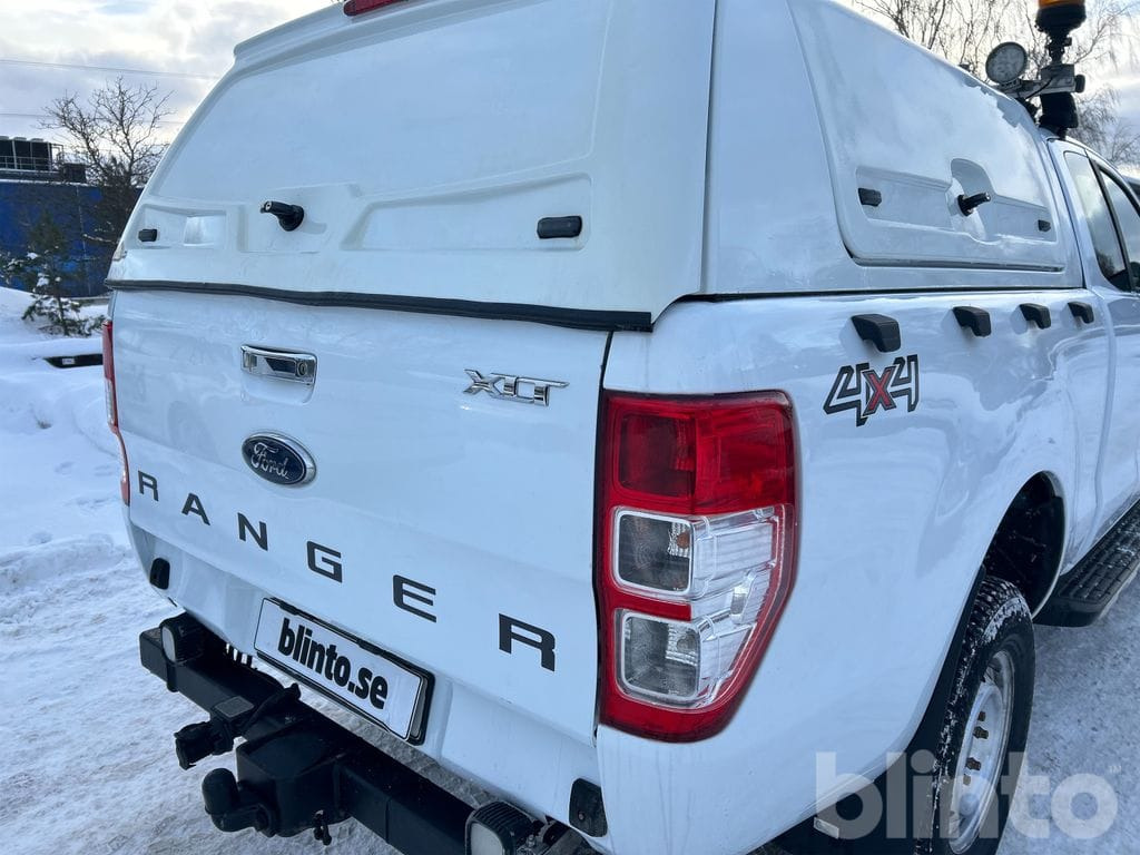 Pickup truck FORD Ranger XLT 4X4: picture 24