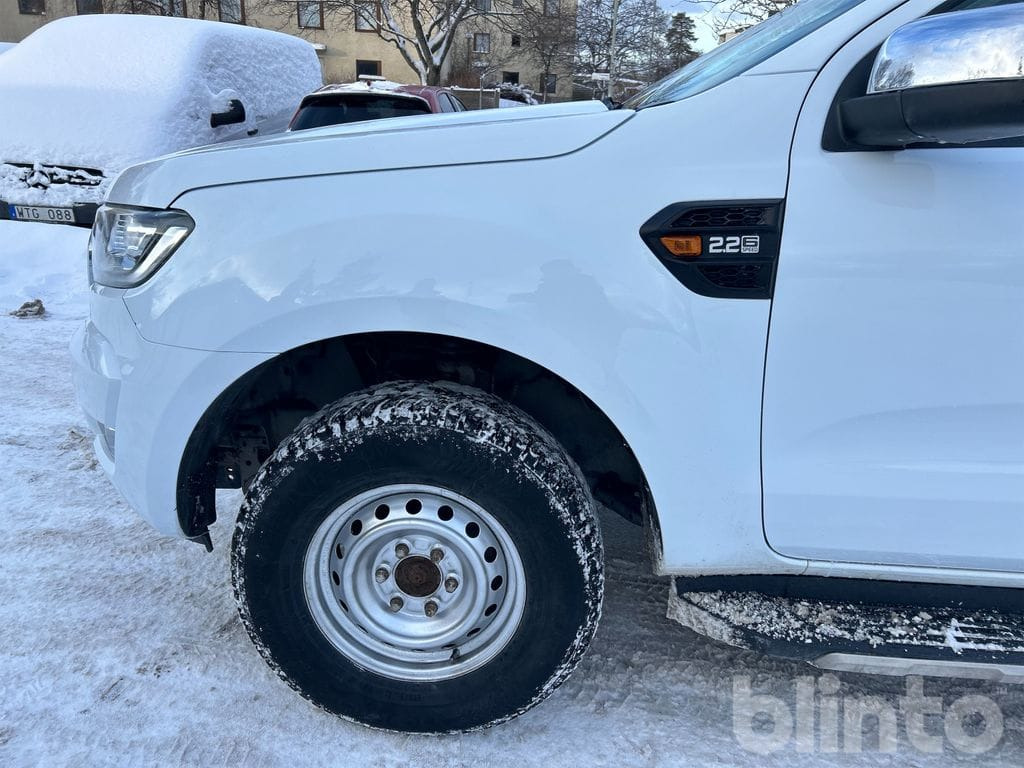 Pickup truck FORD Ranger XLT 4X4: picture 36