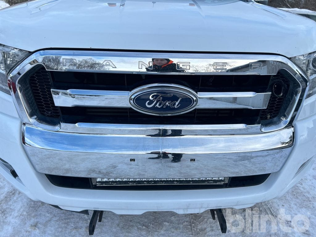 Pickup truck FORD Ranger XLT 4X4: picture 44