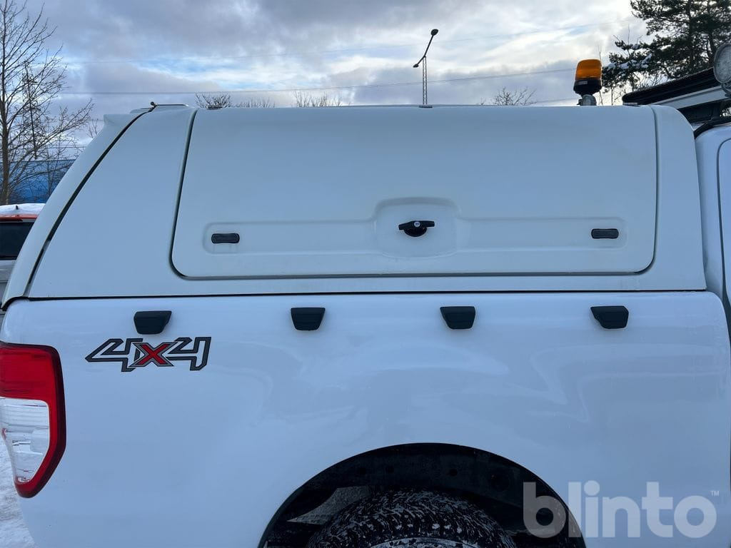 Pickup truck FORD Ranger XLT 4X4: picture 21